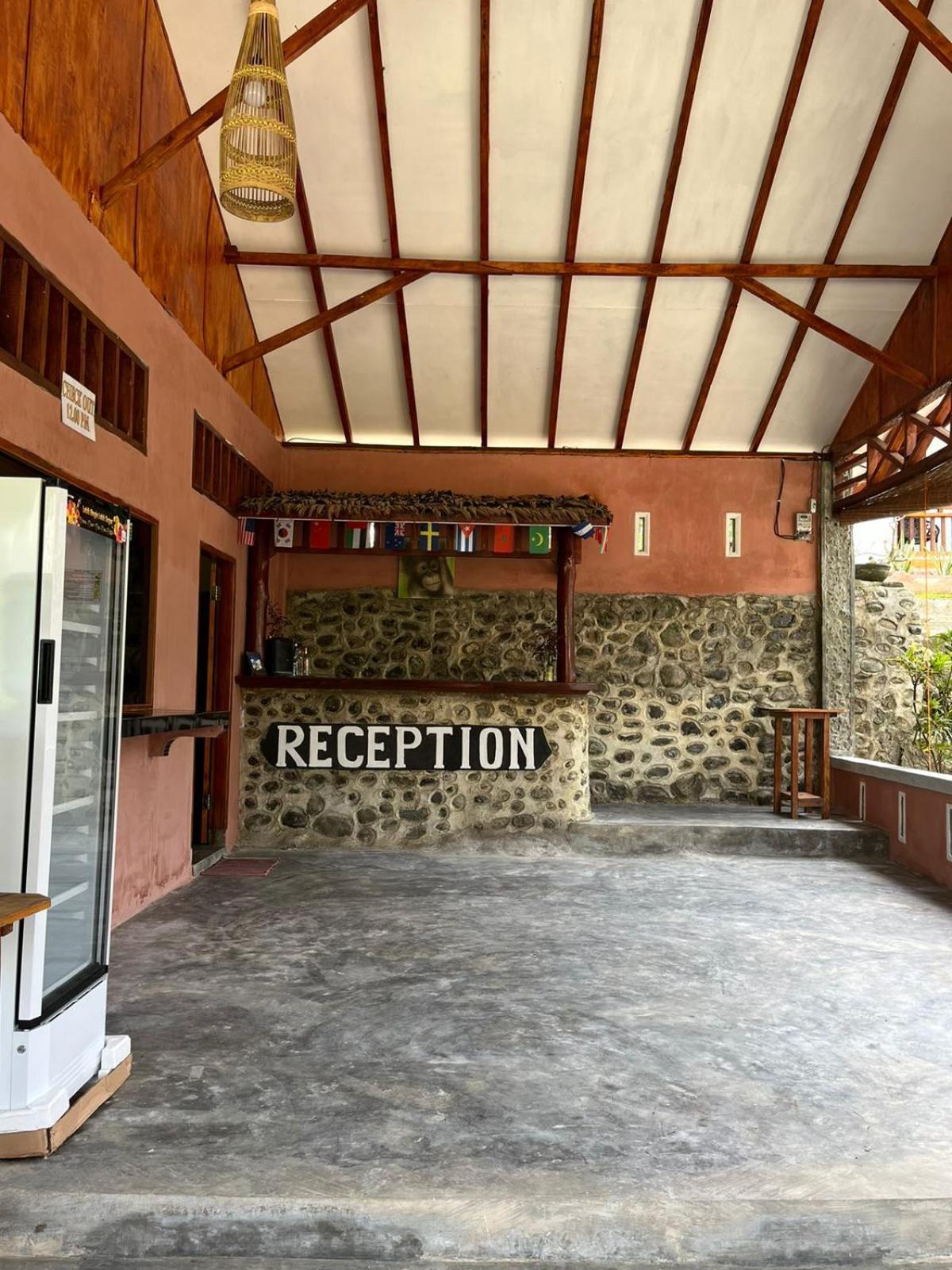 Asim Paris Guesthouse & Jungle Trekking Bukit Lawang Buitenkant foto