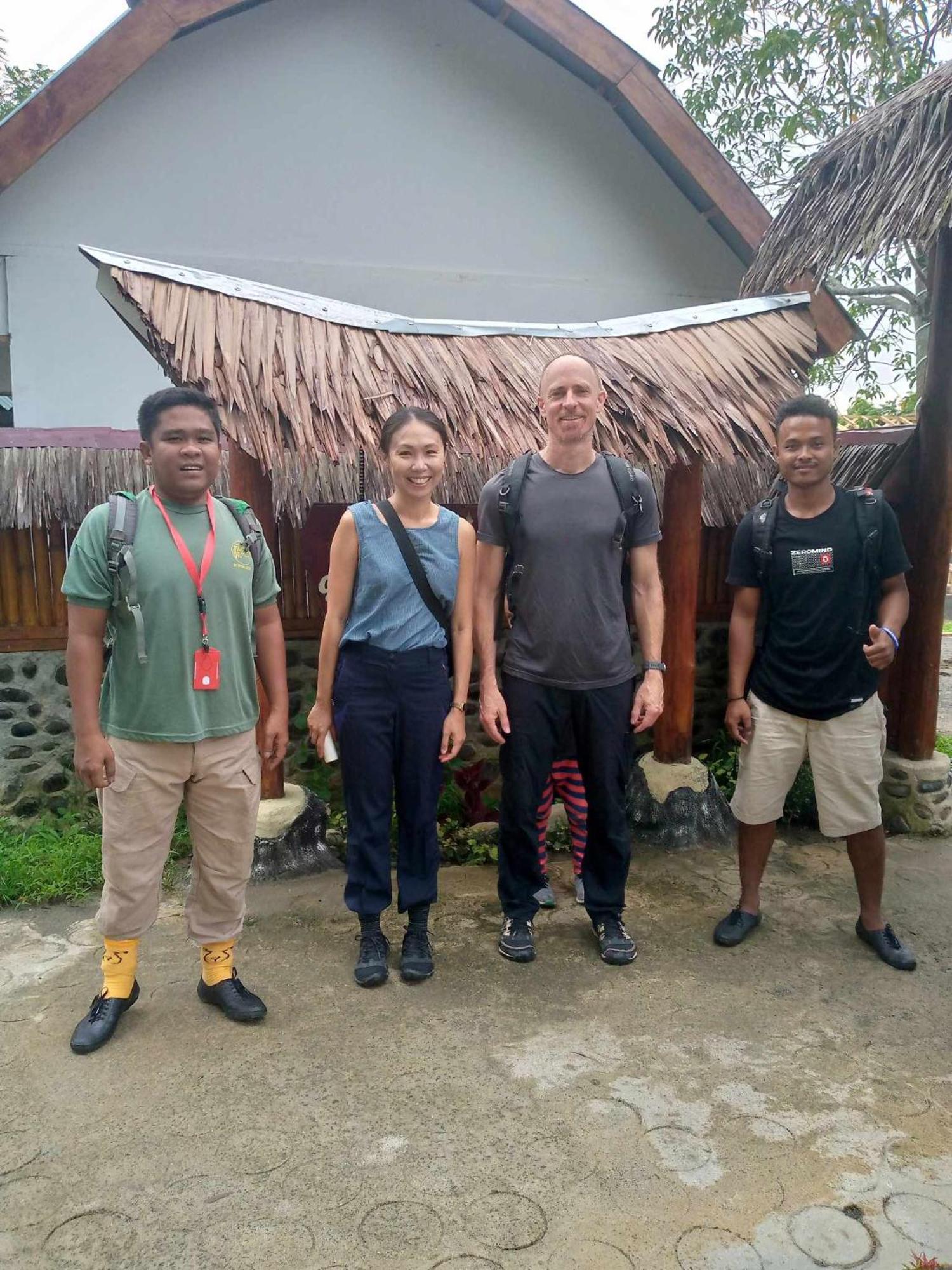 Asim Paris Guesthouse & Jungle Trekking Bukit Lawang Buitenkant foto