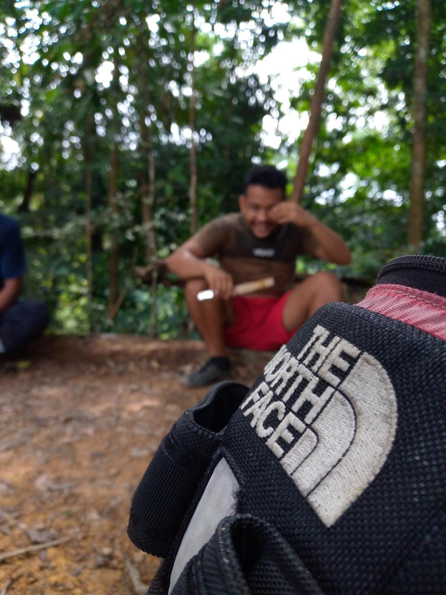 Asim Paris Guesthouse & Jungle Trekking Bukit Lawang Buitenkant foto